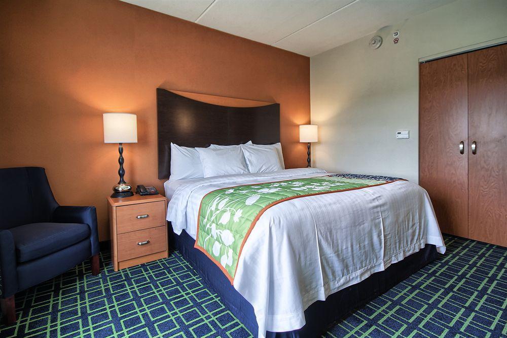 Fairfield Inn & Suites Huntingdon Raystown Lake Exterior photo
