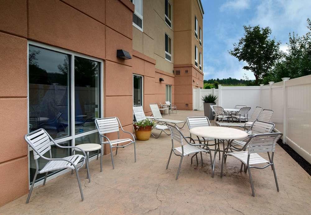 Fairfield Inn & Suites Huntingdon Raystown Lake Exterior photo
