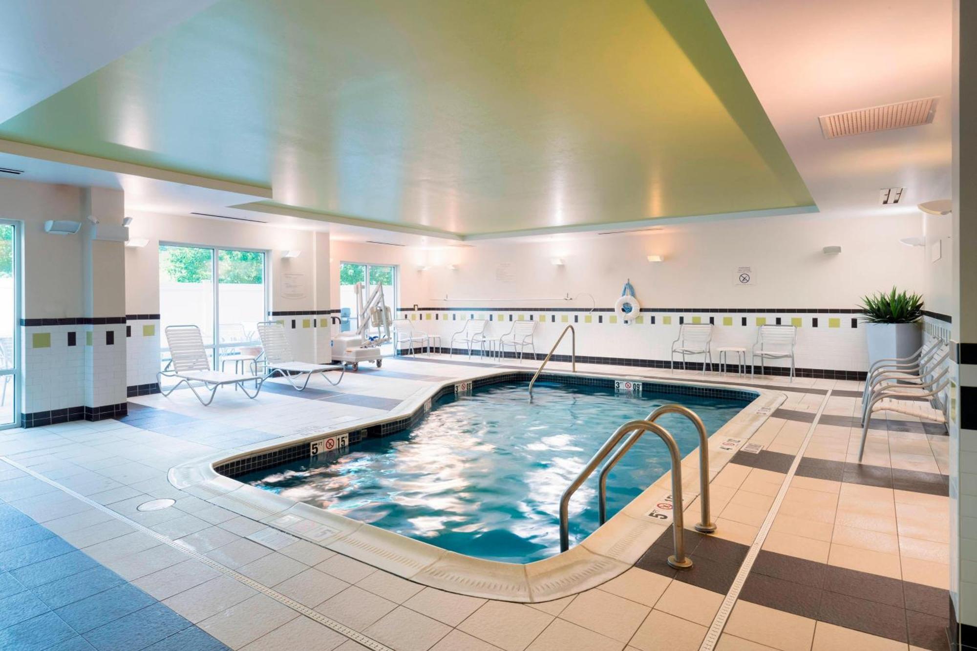 Fairfield Inn & Suites Huntingdon Raystown Lake Exterior photo