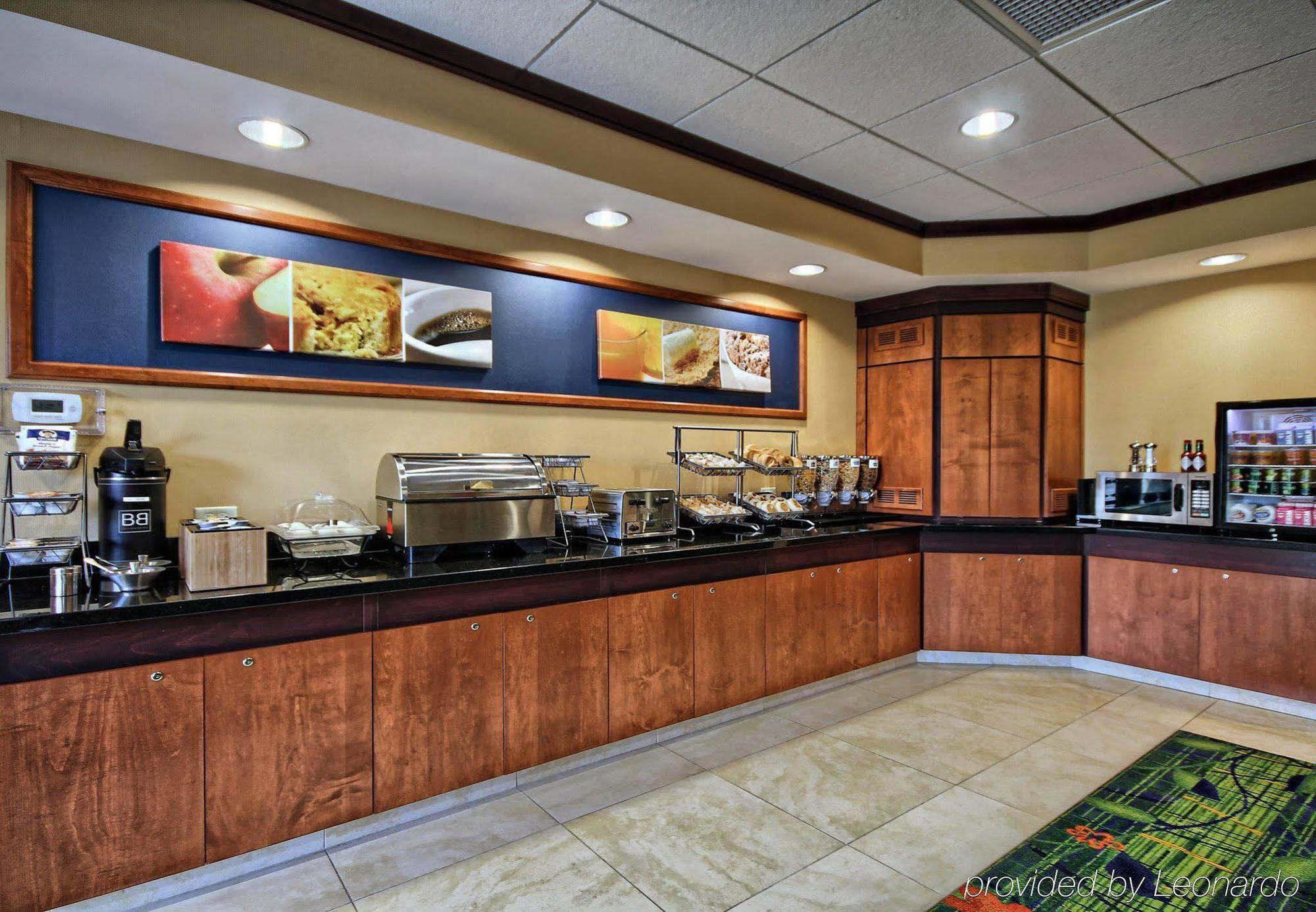 Fairfield Inn & Suites Huntingdon Raystown Lake Restaurant photo