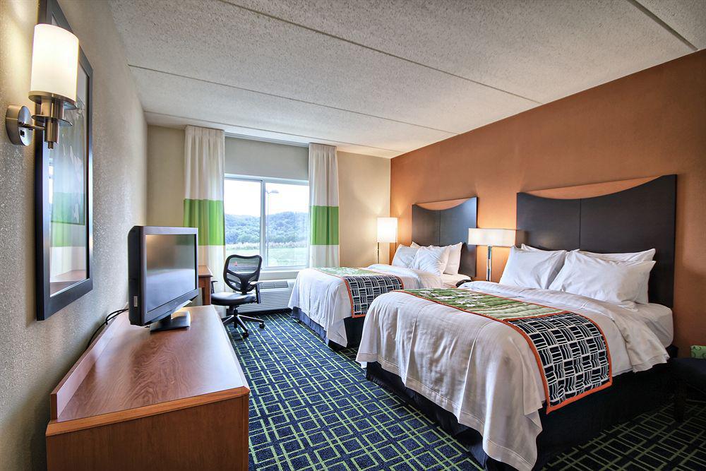 Fairfield Inn & Suites Huntingdon Raystown Lake Exterior photo